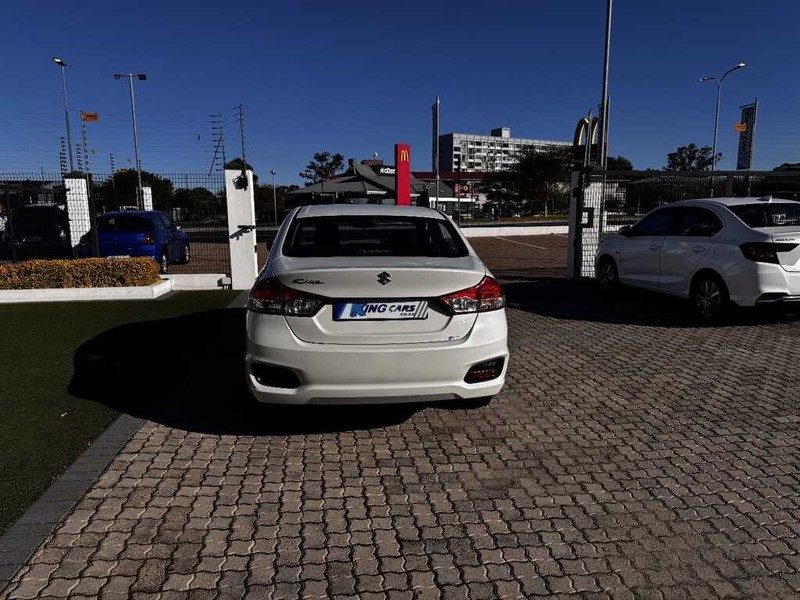 Suzuki Ciaz - King Cars Bellville/Vredekloof - Image 7