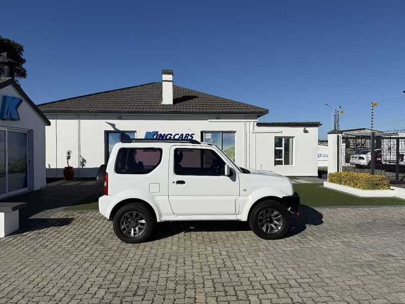 Suzuki Jimny - King Cars Bellville/Vredekloof - Image 2