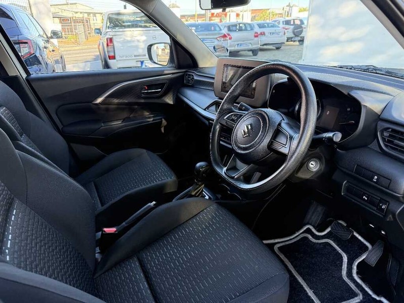 Suzuki Swift - King Cars Bellville/Vredekloof - Image 9