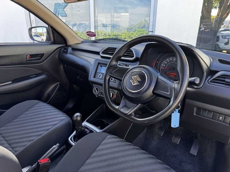 Suzuki Swift - King Cars Bellville/Vredekloof - Image 6