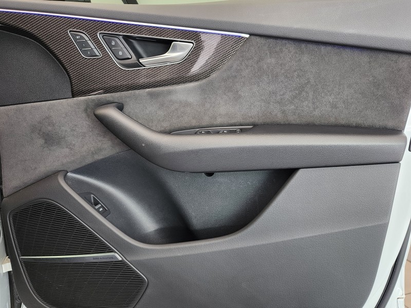 Audi SQ8 - Audi Centre Somerset West - Image 16
