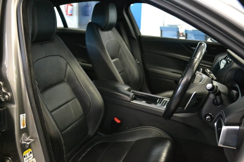 Jaguar XE - NMG Ford Claremont - Image 12