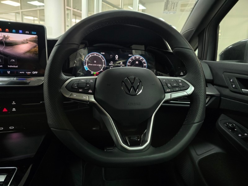 Volkswagen Golf - Hatfield VW Northcliff - Image 24