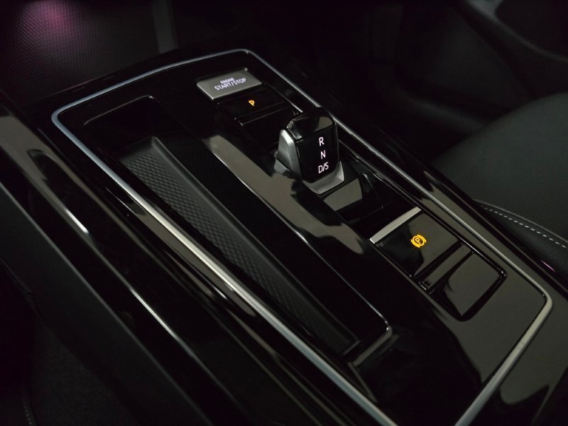 Volkswagen Golf - Hatfield VW Northcliff - Image 12