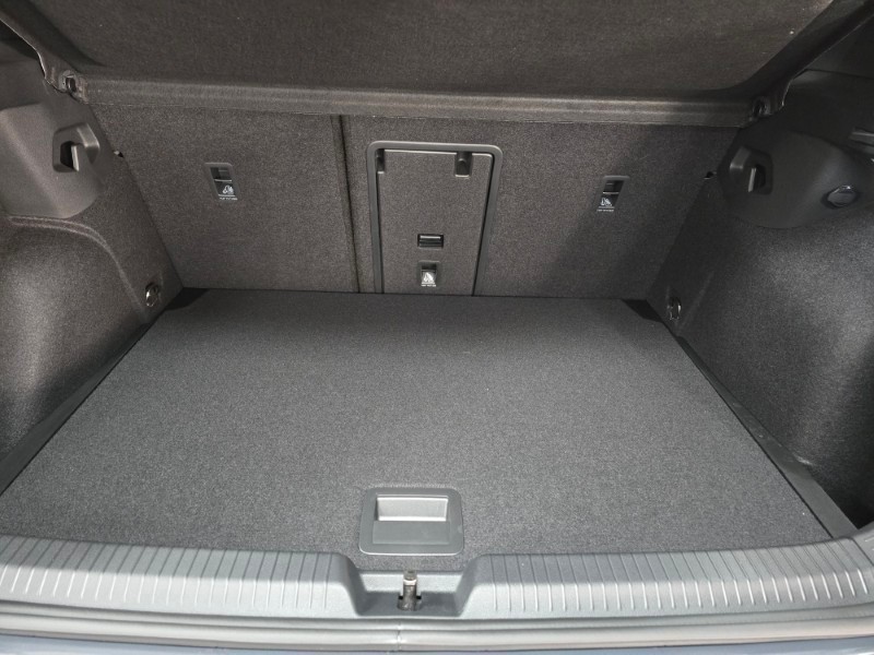 Volkswagen Golf - Hatfield VW Northcliff - Image 4
