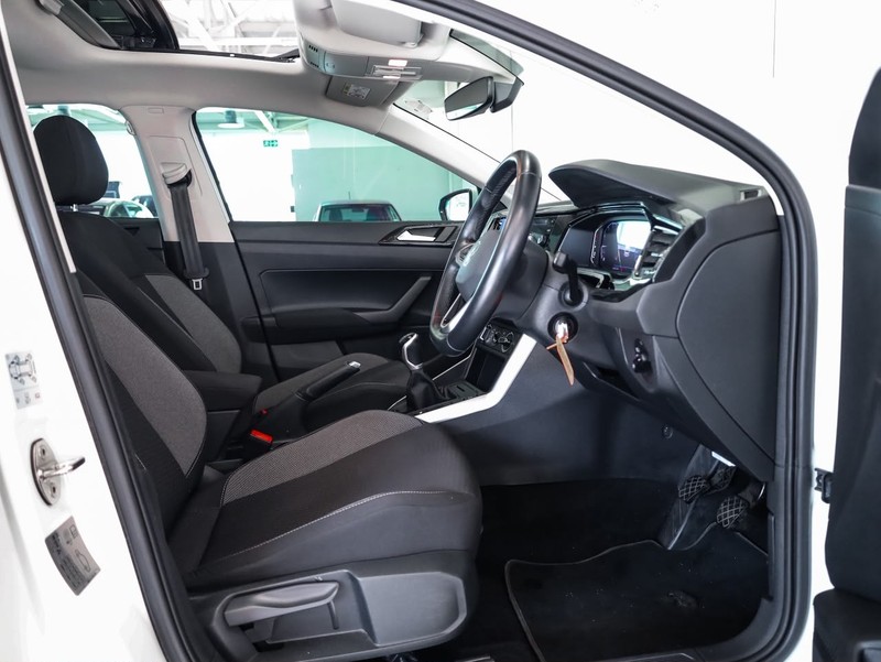 Volkswagen Polo - Hatfield VW Bryanston - Image 12