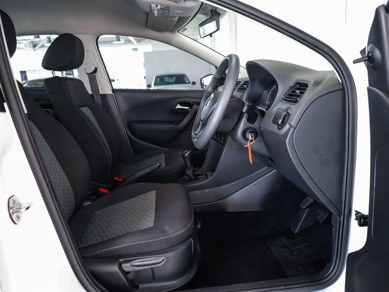 Volkswagen Polo Vivo - Hatfield VW Bryanston - Image 10