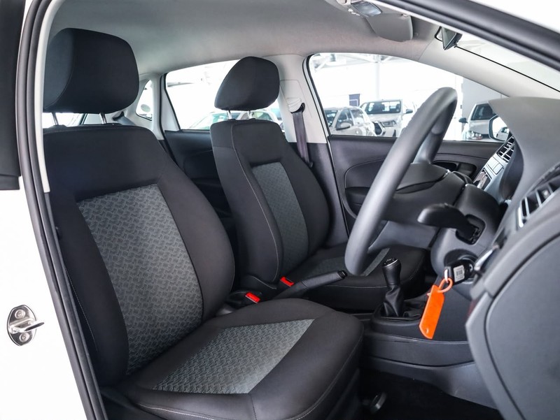Volkswagen Polo Vivo - Hatfield VW Bryanston - Image 13