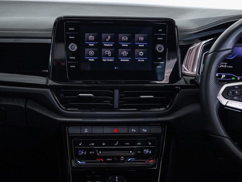 Volkswagen T-Roc - Hatfield VW Bryanston - Image 23