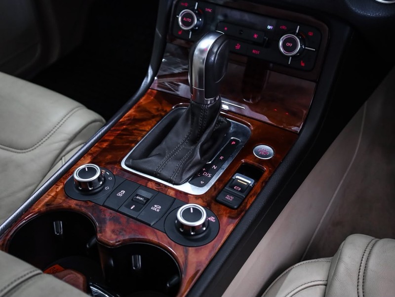 Volkswagen Touareg - Hatfield VW Bryanston - Image 2