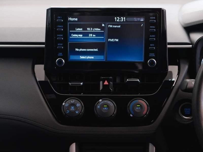 Toyota Corolla Cross - Mazda Fourways - Image 15