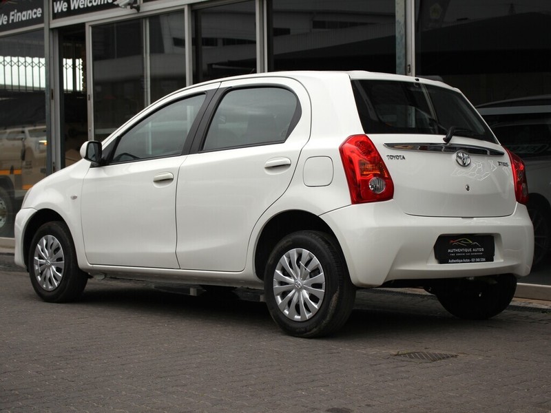 Toyota Etios - Authentique Autos - Image 3