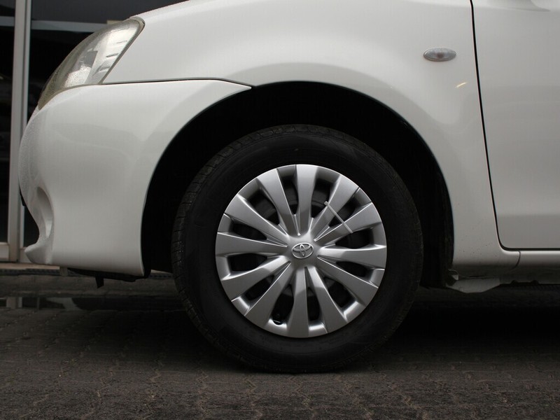 Toyota Etios - Authentique Autos - Image 18
