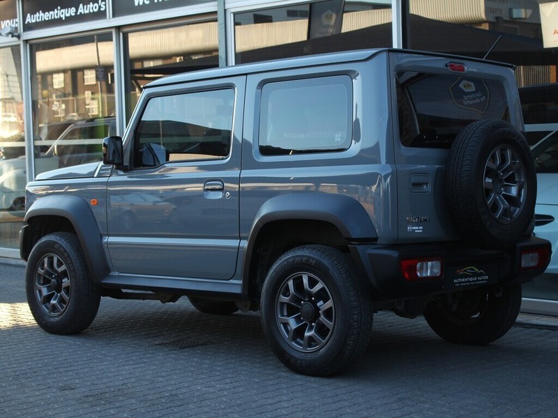 Suzuki Jimny - Authentique Autos - Image 3
