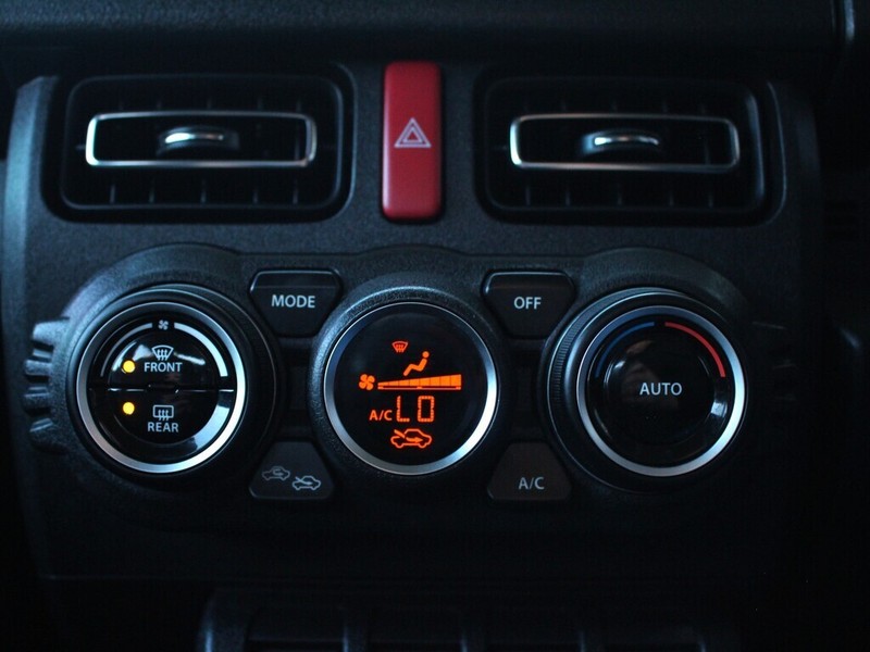 Suzuki Jimny - Authentique Autos - Image 11