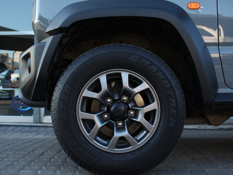Suzuki Jimny - Authentique Autos - Image 18
