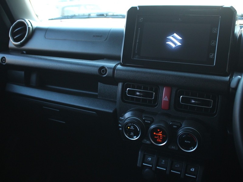 Suzuki Jimny - Authentique Autos - Image 15