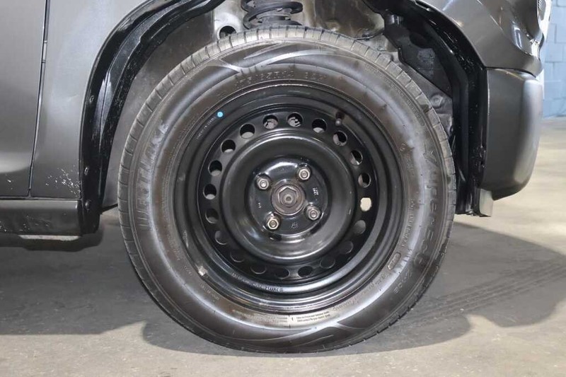 Suzuki S-Presso - Bluebird Motors - Image 19