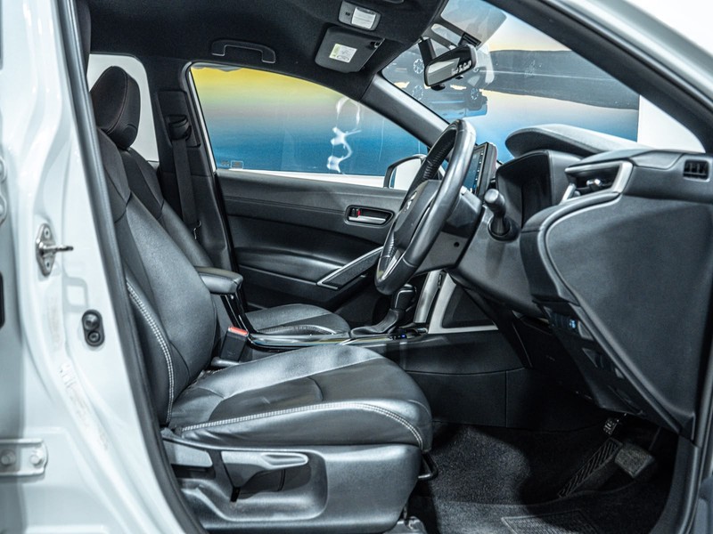 Toyota Corolla Cross - BYD East Rand - Image 9