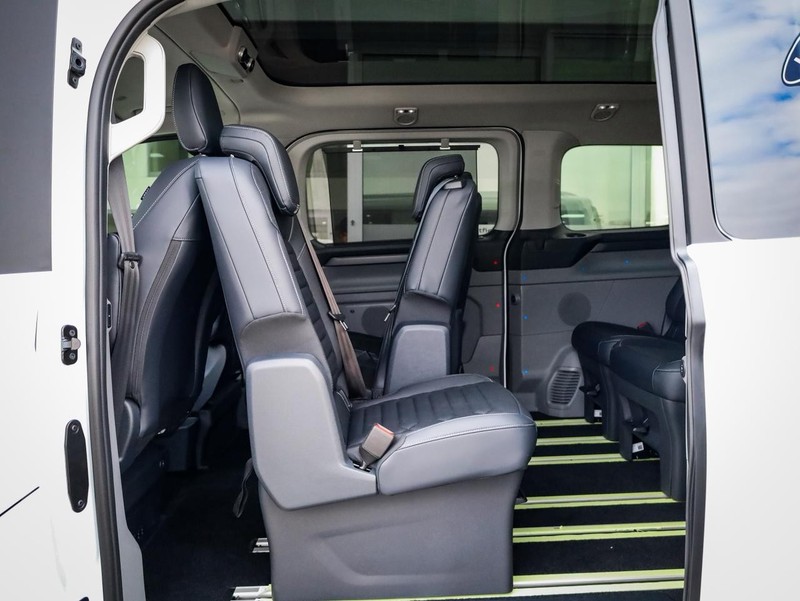 Ford Tourneo Custom - Ford Woodmead - Image 14