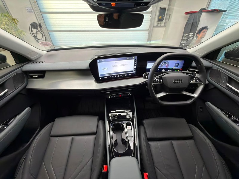 Audi Q3 - Audi Centre Braamfontein - Image 35
