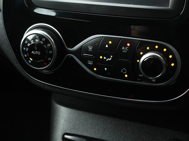 Renault Captur - Authentique Autos - Image 11