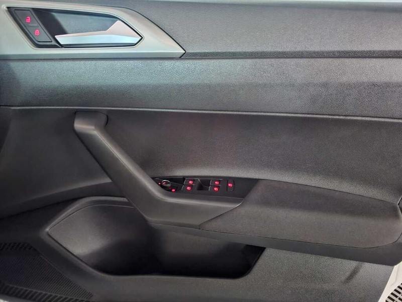 Volkswagen Polo - Auto Hot Spot - Image 5