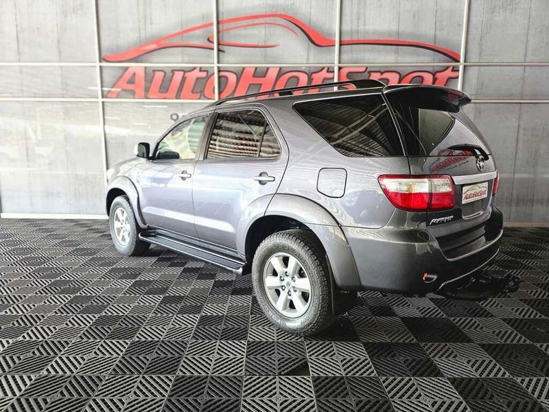 Toyota Fortuner - Auto Hot Spot - Image 4