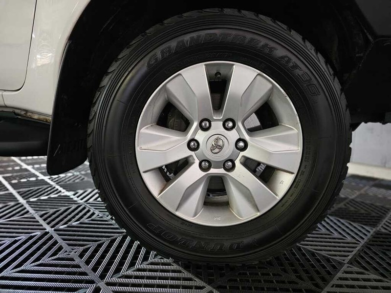 Toyota Hilux - Auto Hot Spot - Image 5