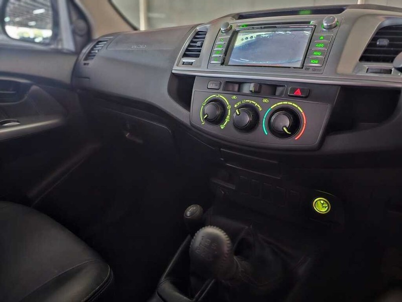 Toyota Hilux - Auto Hot Spot - Image 9