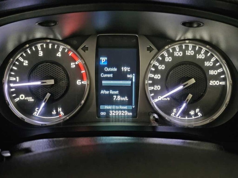 Toyota Hilux - Auto Hot Spot - Image 10