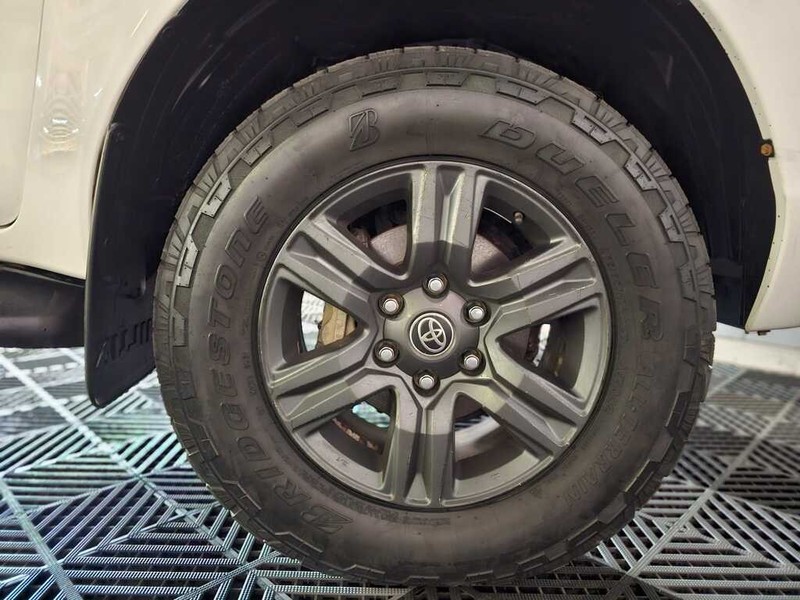 Toyota Hilux - Auto Hot Spot - Image 5