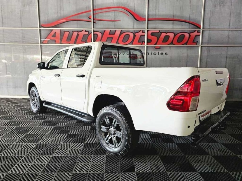 Toyota Hilux - Auto Hot Spot - Image 4