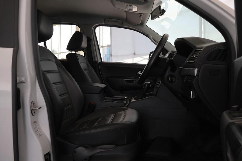 Volkswagen Amarok - Audi Centre Hatfield - Image 18