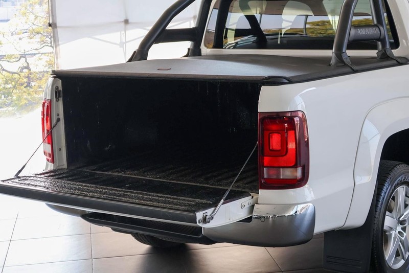 Volkswagen Amarok - Audi Centre Hatfield - Image 14