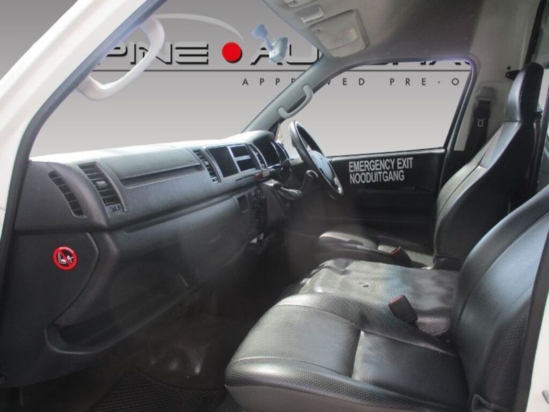 Toyota HiAce - Alpine Autohaus - Image 5