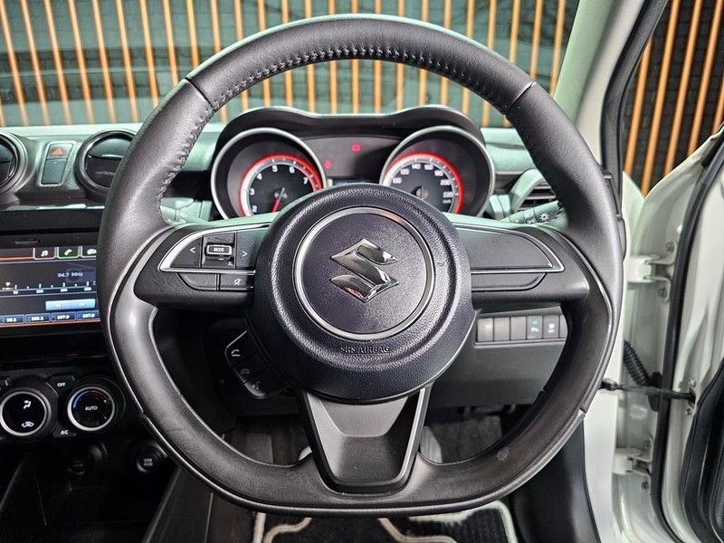 Suzuki Swift - Mit Mak Motors - Image 11