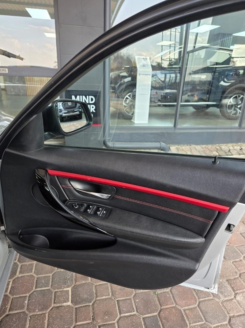 BMW 3 Series - Mitsubishi Rivonia - Image 17