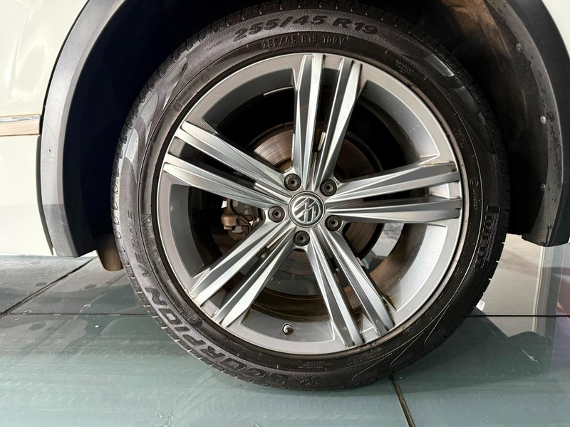 Volkswagen Tiguan - New Vaal Motors Vereeniging Mercedes - Image 11