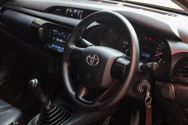 Toyota Hilux - Hatfield VW Commercial - Image 10