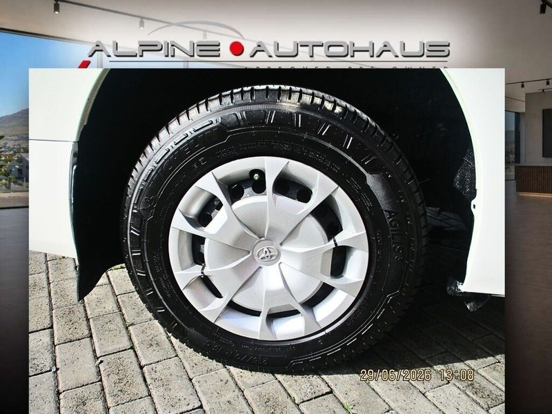Toyota Quantum - Alpine Autohaus - Image 8