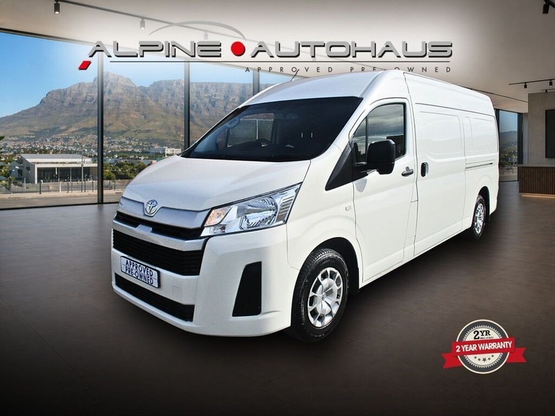 Toyota Quantum - Alpine Autohaus - Image 17