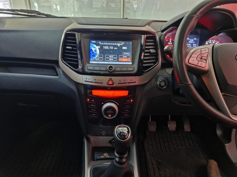 Mahindra XUV300 - Vaal Toyota Sasolburg - Image 26