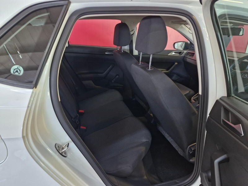 Volkswagen Polo - Vaal Toyota Sasolburg - Image 12