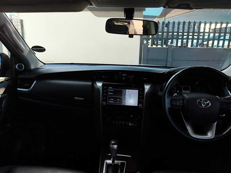Toyota Fortuner - King Cars Bellville/Vredekloof - Image 9