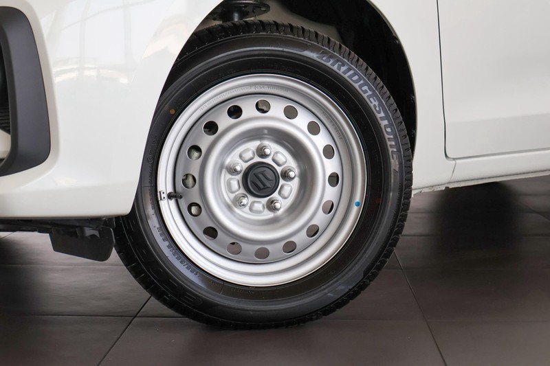 Suzuki Ertiga - Audi Centre Hatfield - Image 3