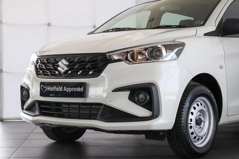Suzuki Ertiga - Audi Centre Hatfield - Image 7