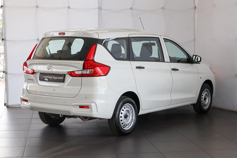 Suzuki Ertiga - Audi Centre Hatfield - Image 9