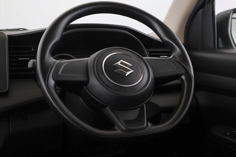 Suzuki Ertiga - Audi Centre Hatfield - Image 21