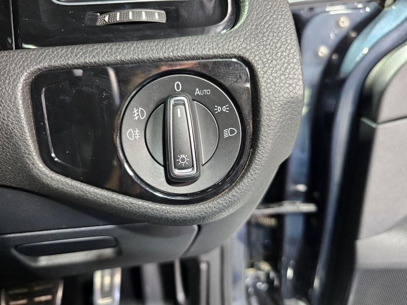 Volkswagen Golf - Mit Mak Motors - Image 18
